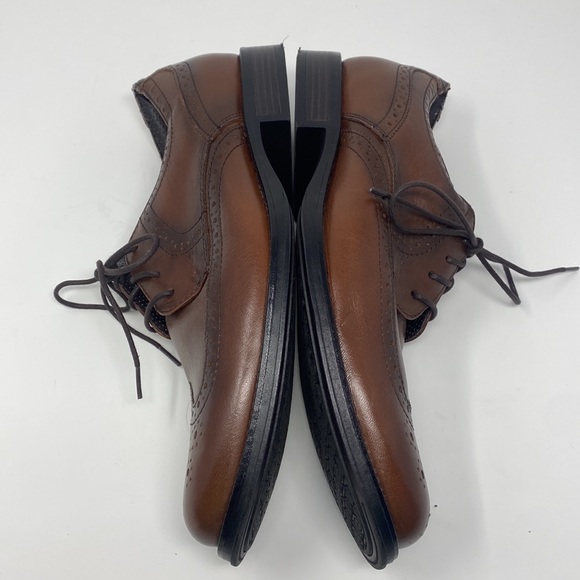 Chaps Men’s Brown Lace Up Leather Wing Tip Closed Toe Dress Shoes - Picture 12 of 13